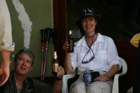 MachuPichu2005-00196p-IncaTrail-Hostel-JamiSteveBeer