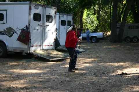 2004WoodsideJrRodeo589-MomHeidiAndZsaZsa