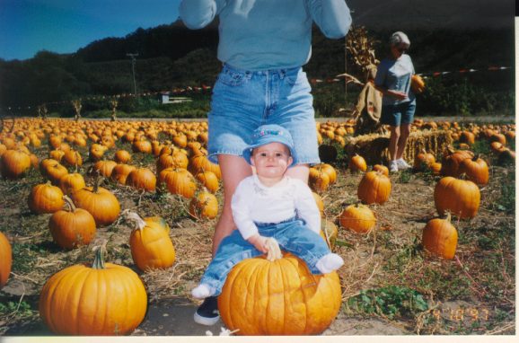 KatyPumpkin2.jpg (57975 bytes)